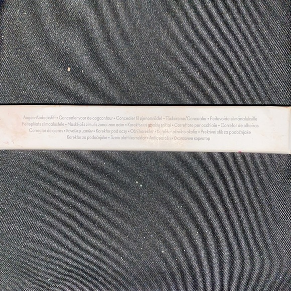 Jane Iredale Undereye Concealer color No 2 - Picture 5 of 7